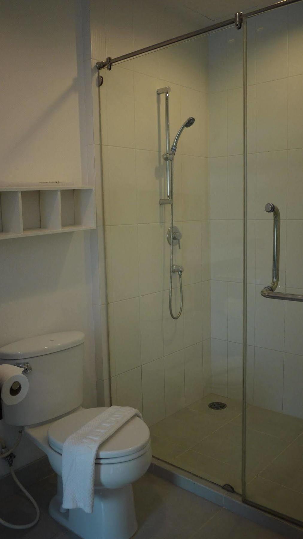 Baan Sanpluem Hua Hin Apartment Luaran gambar